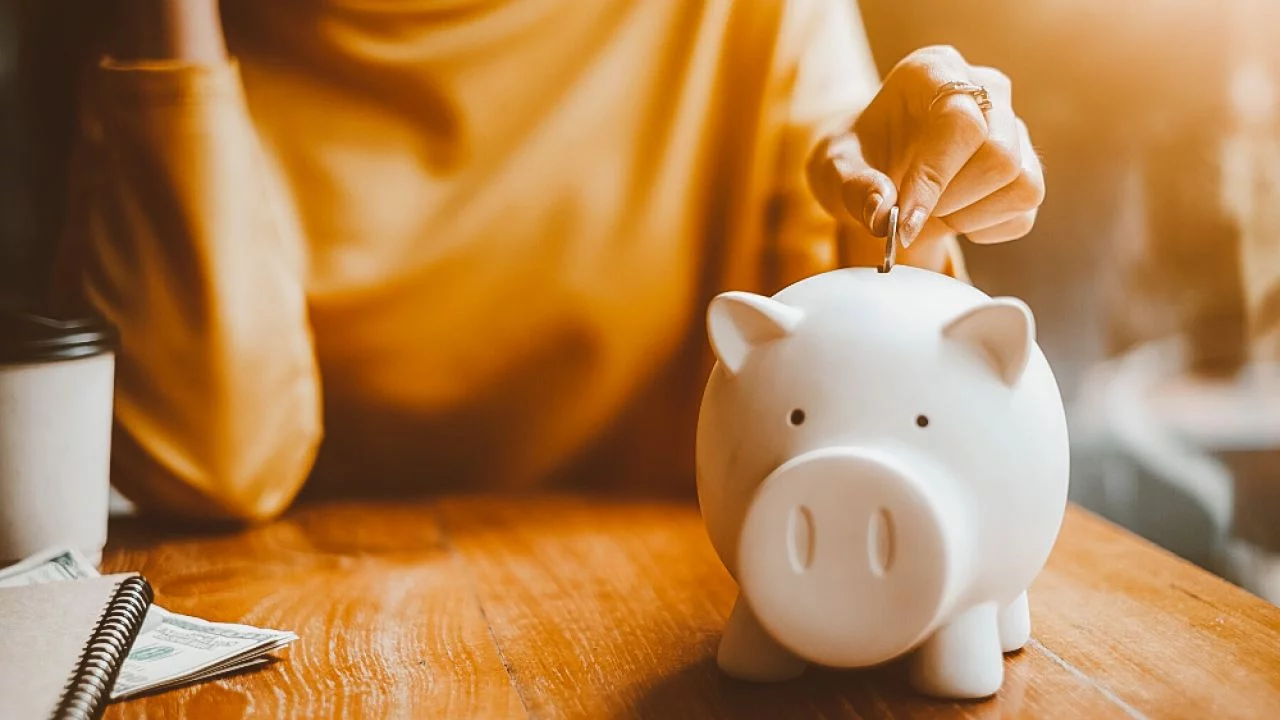 7 dicas certeiras para juntar dinheiro ainda em 2024