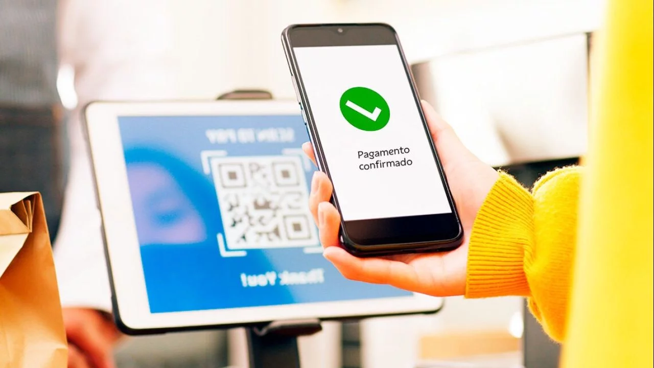 Pix parcelado ou cartão de crédito? Entenda o que é mais vantajoso