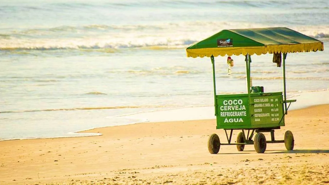 Como ganhar dinheiro na praia? Confira formas de fazer uma renda extra