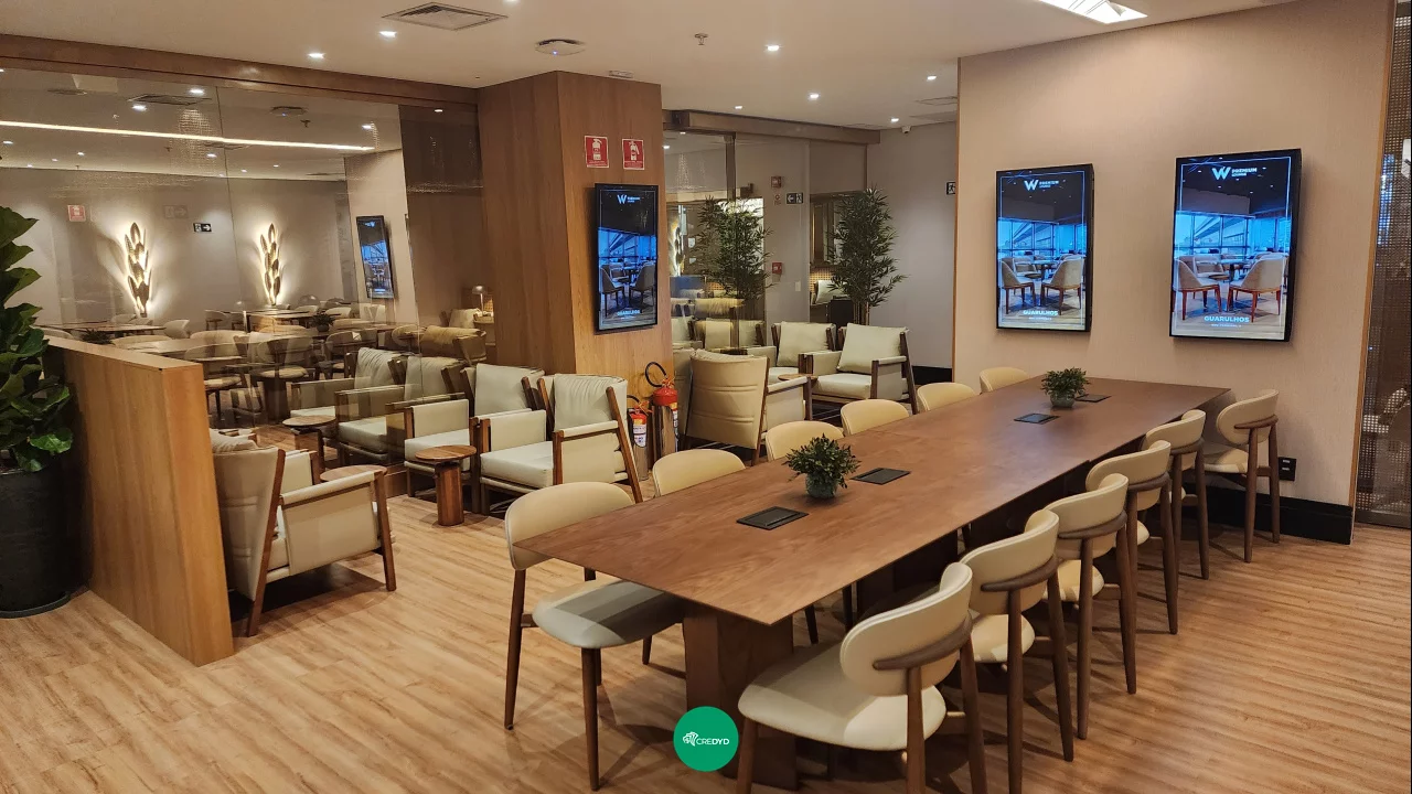 LoungeKey Mastercard: Como transformar sua espera no aeroporto em uma experiência VIP