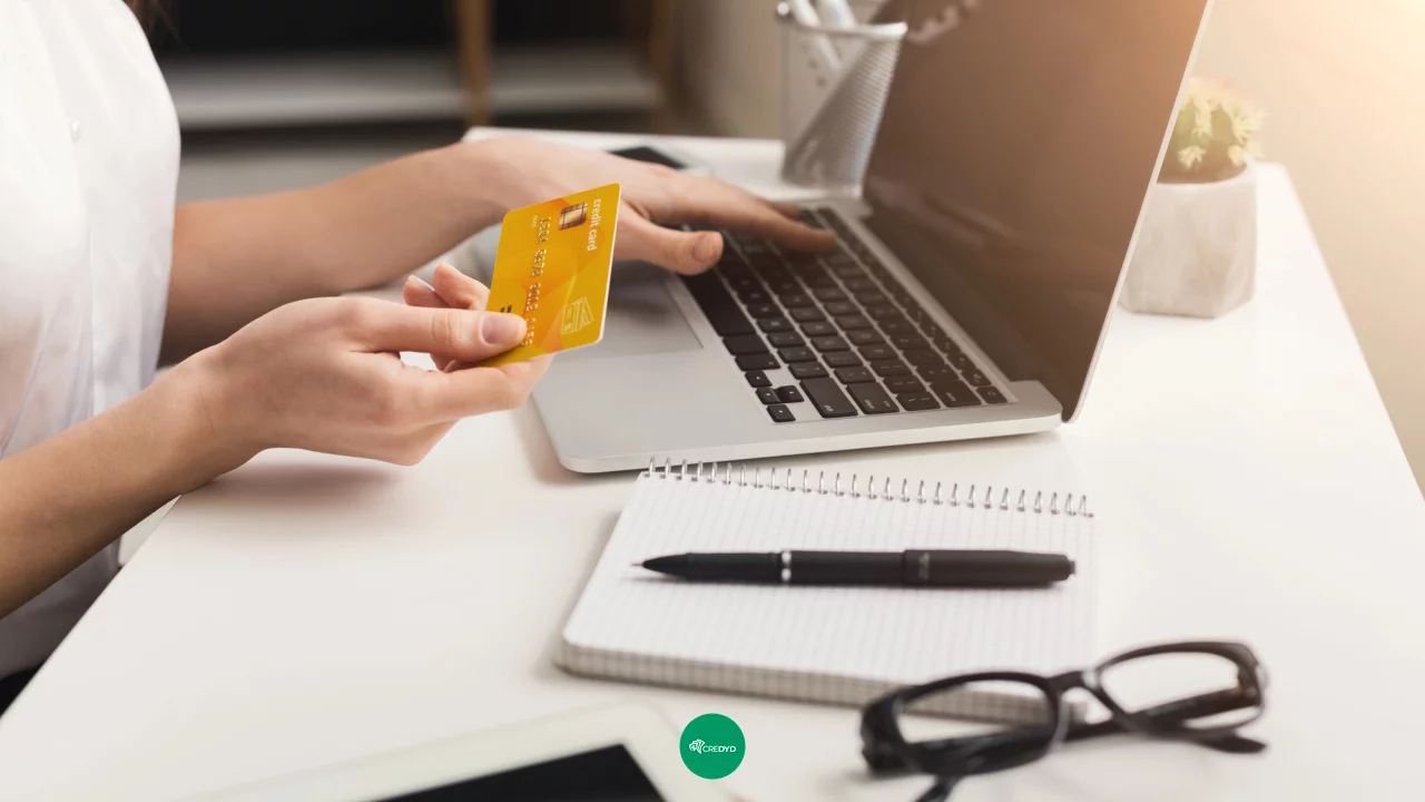 O que é cartão de crédito com limite garantido? Entenda como funciona