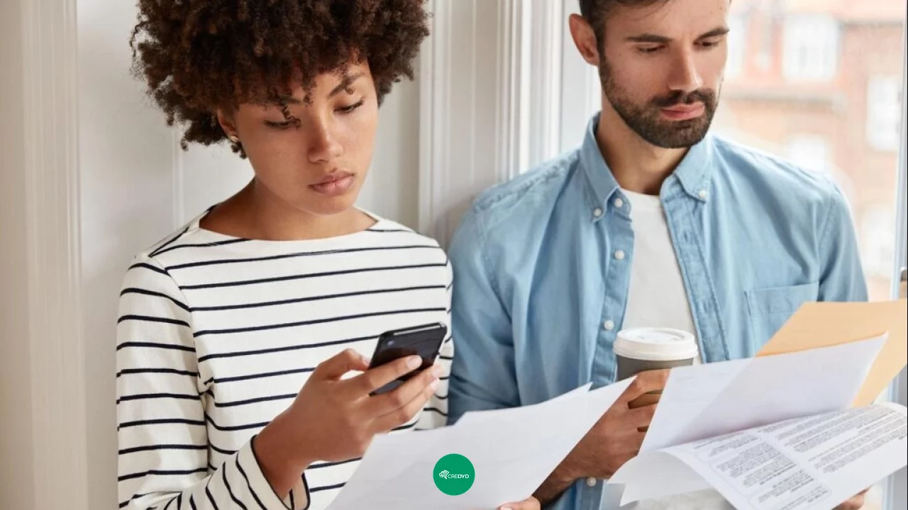 Como negociar e sair das dívidas em 2026: confira o guia completo