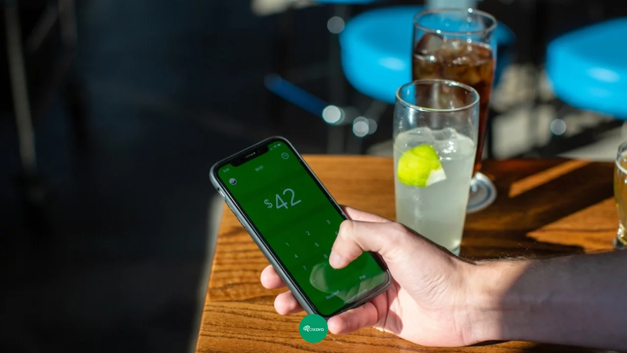 Conta que rende ou CDB de liquidez diária: qual opção pode render mais em 2026?