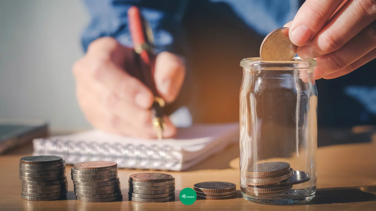 Investir pouco por mês compensa? Entenda como começar com valores baixos